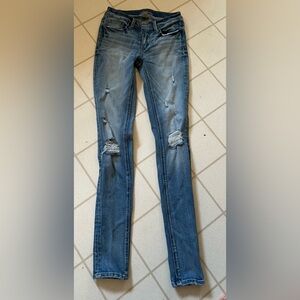 Bke Women’s skinny  jeans size 26 x 31 x 7
